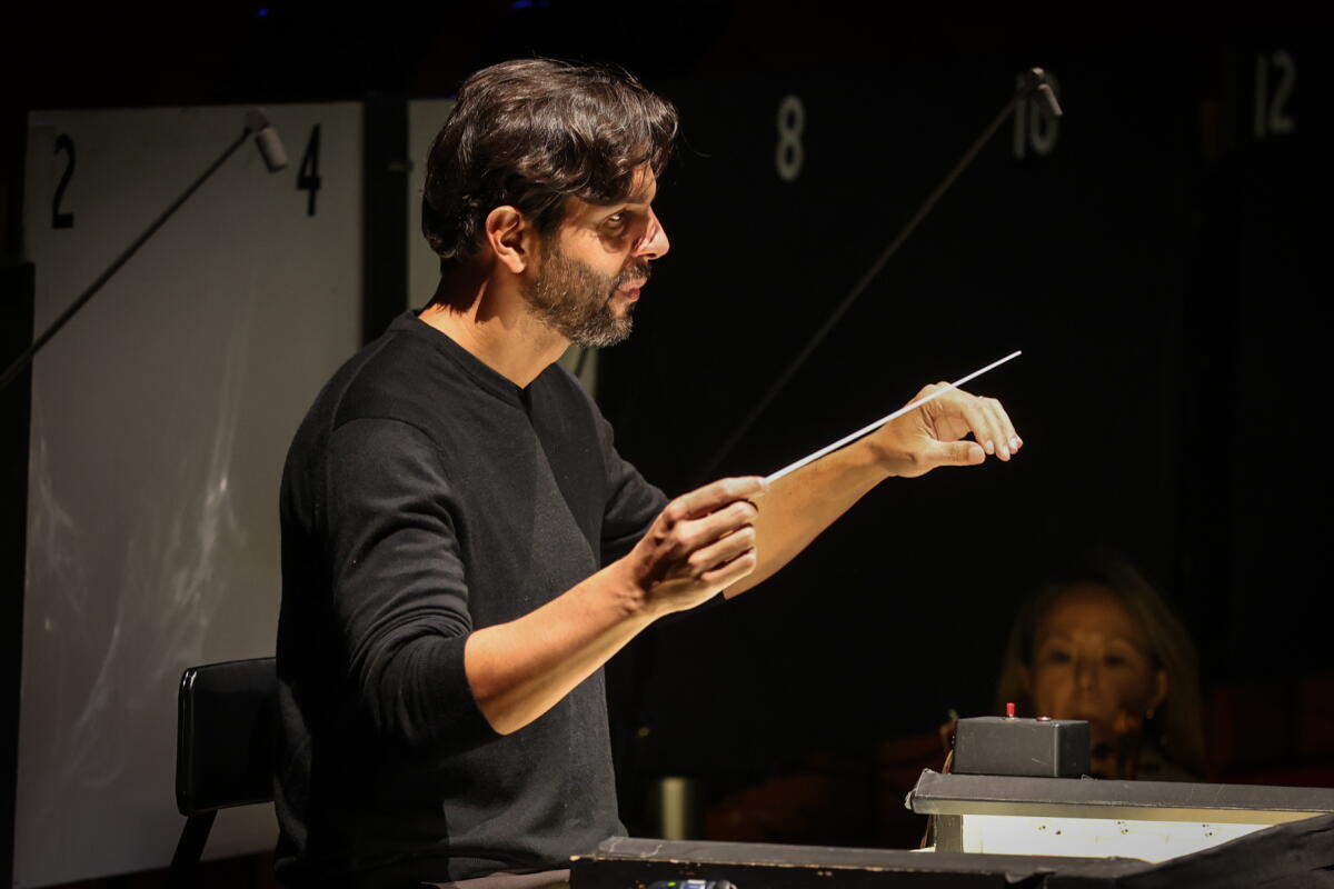 L.A. Opera's caller euphony director, Domingo Hindoyan, conducts a dress rehearsal of "Carmen."