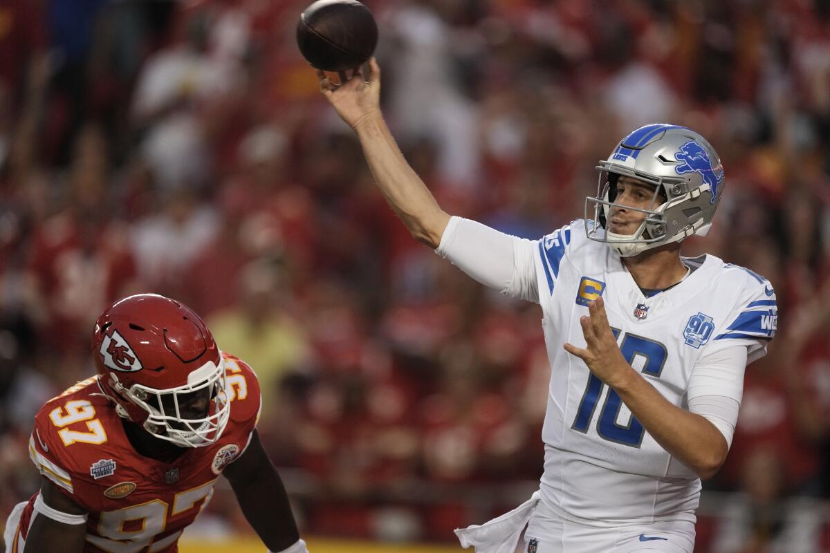 TONIGHT: NFL kicks off with Detroit Lions at Kansas City Chiefs