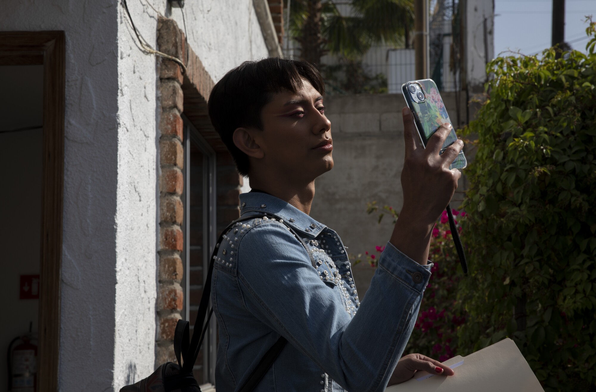 Ceidy Zethare takes a selfie on her last morning at Jardín de las Mariposas