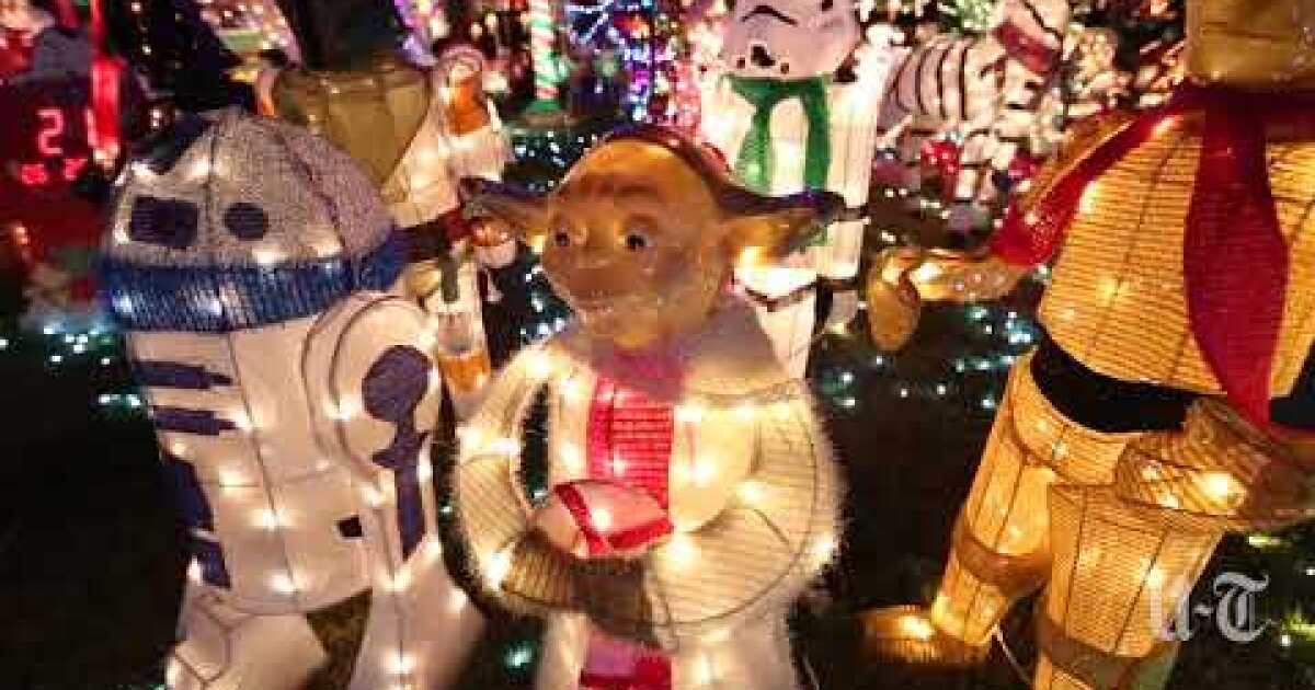 Mr Christmas Marks 30th Year As Keeper Of The Light The San