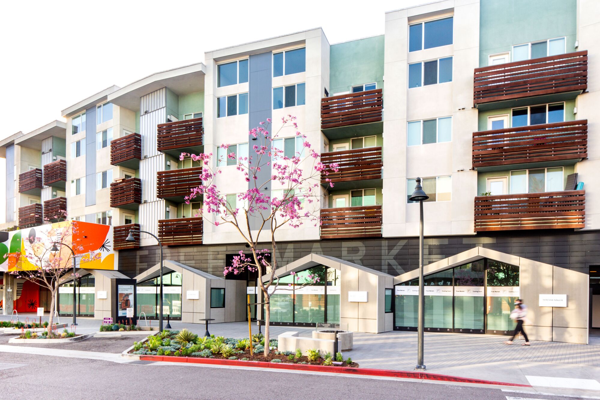 View of the exterior of Free Market Playa Vista.