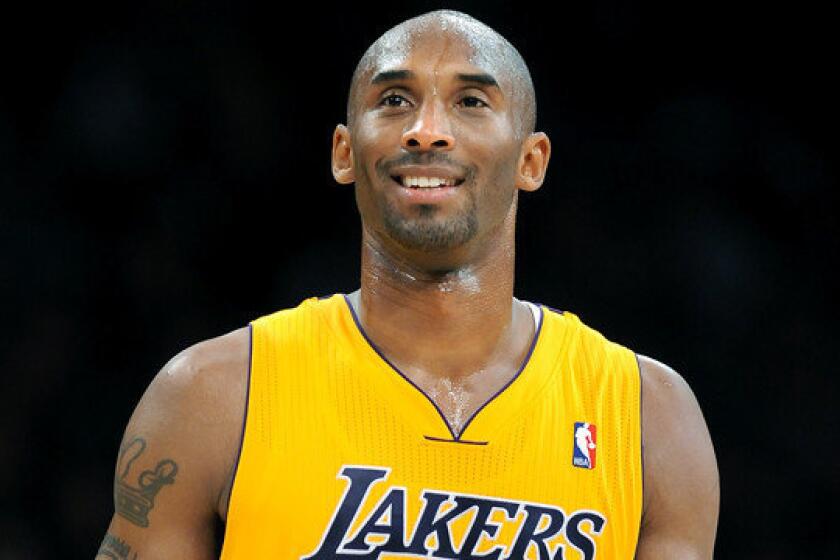 Lakers star Kobe Bryant is set to play Sunday for the first time since suffering a torn Achilles' tendon last season.