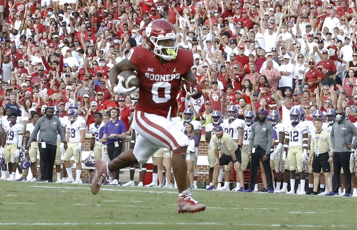 Oklahoma running back Eric Gray scores a touchdown against Western Carolina.