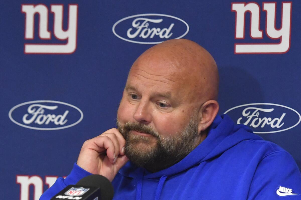 Giants coach Brian Daboll gives injury, roster status update for