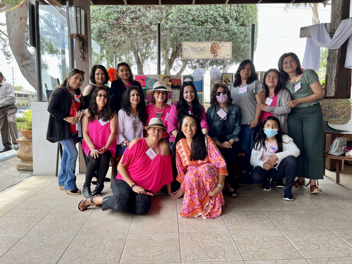 The Platicas de Mejorar group.