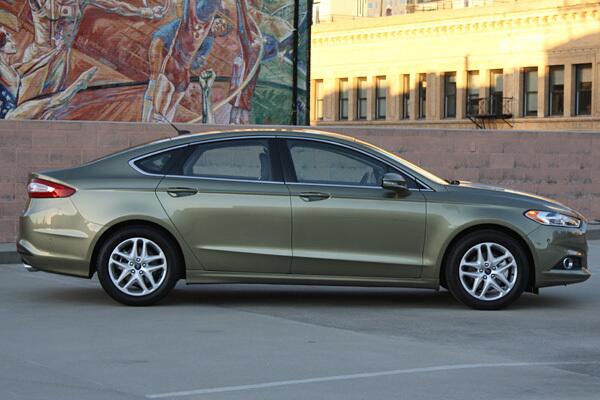 Times' Test Garage: 2013 Ford Fusion SE - Los Angeles Times