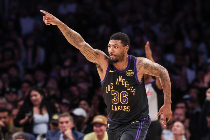 Redick's Lakers Face Ghosts of 2015 After Game 5 Loss to Rockets — image 3