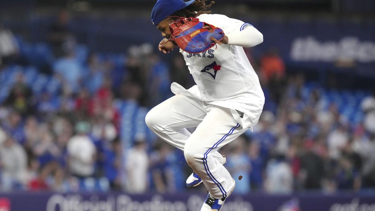 With his debut in the books, Vladimir Guerrero Jr. takes first step toward  helping transform Blue Jays