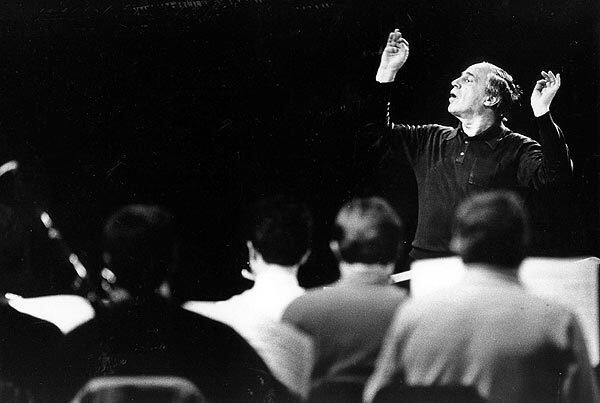 Boulez in rehearsal for U.S. premiere of "Repons" on Feb. 11, 1986.