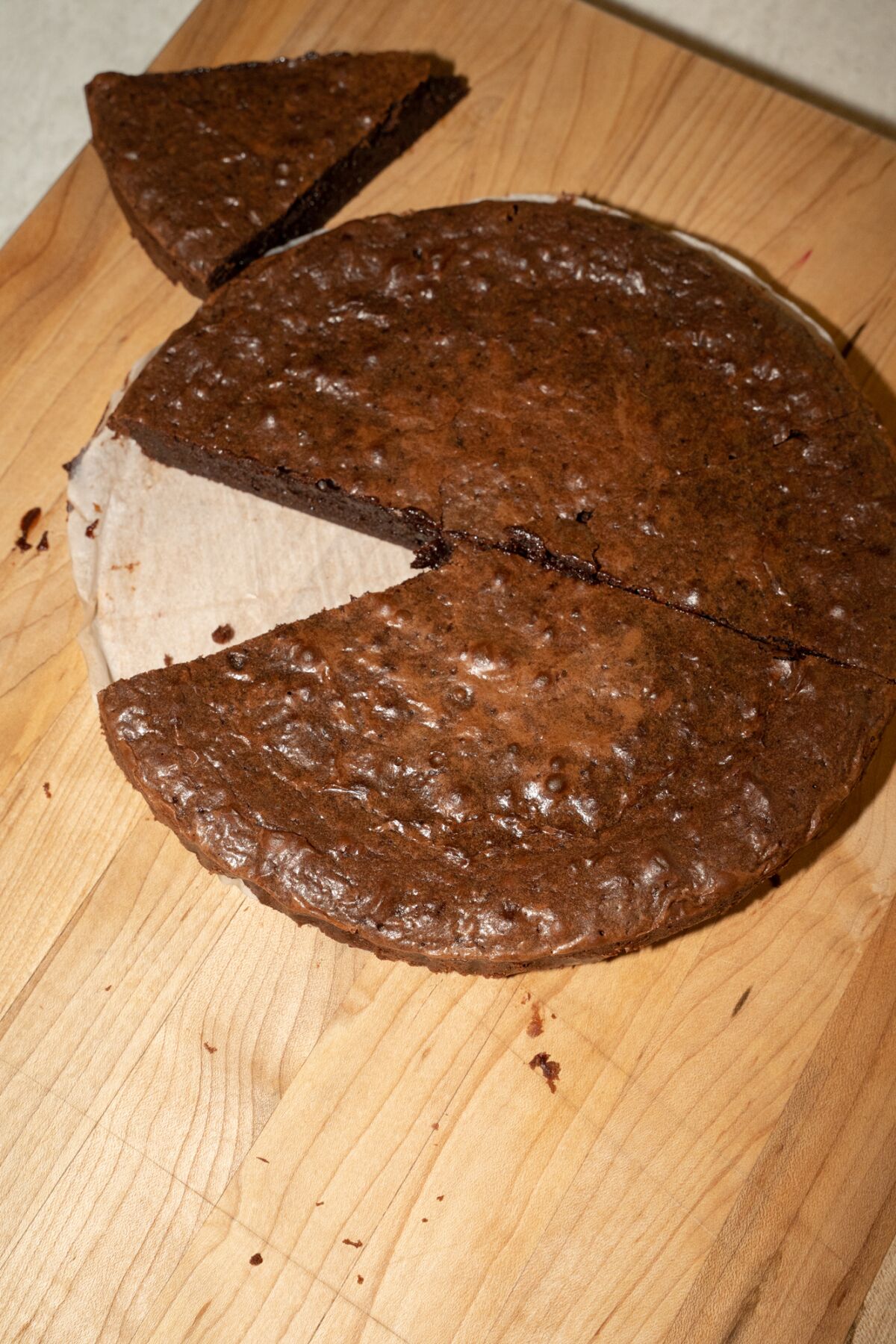 A fudgy, chocolatey cake made from just a handful of ingredients and in about 30 minutes.