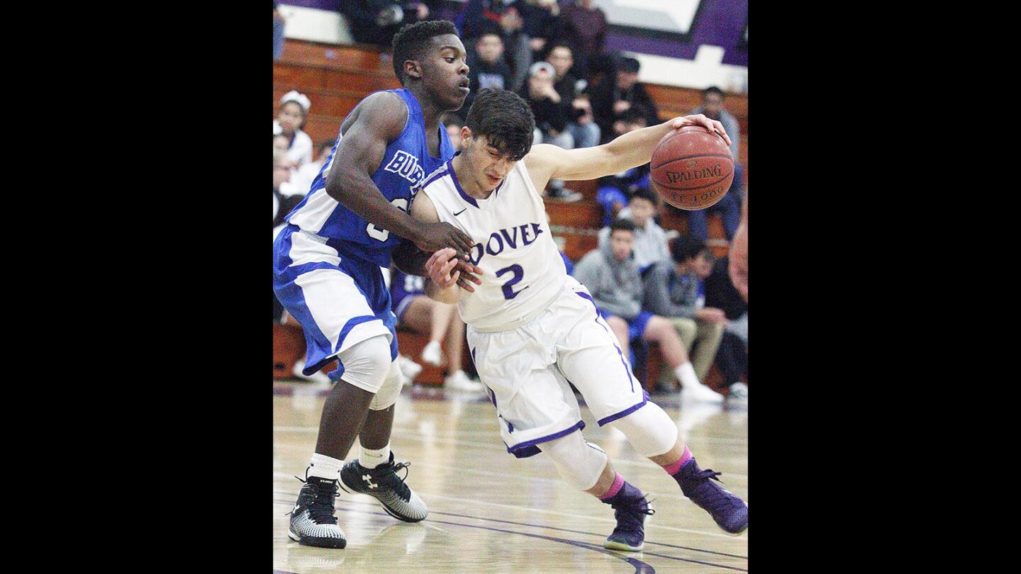 Photo Gallery: Pacific League boys' basketball, Hoover vs. Burbank