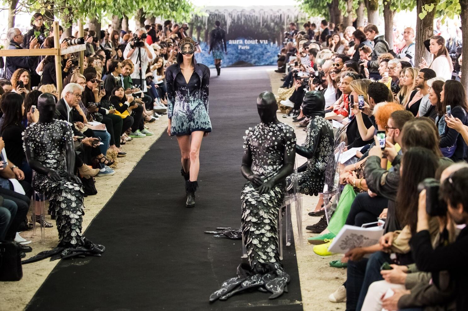 For Ready-to-Wear Brands, Paris Couture Promises New Space, 57% OFF