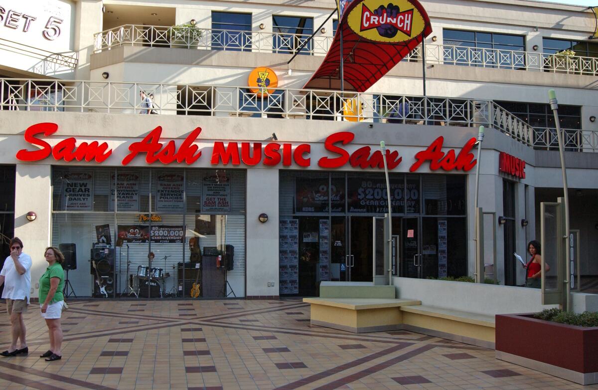  Exterior of Sam Ash Music store in Los Angeles