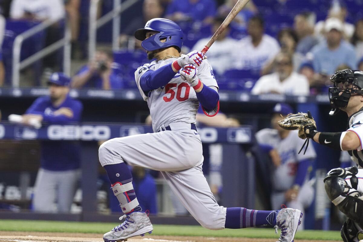 Mookie Betts homers, makes World Series history for Dodgers in