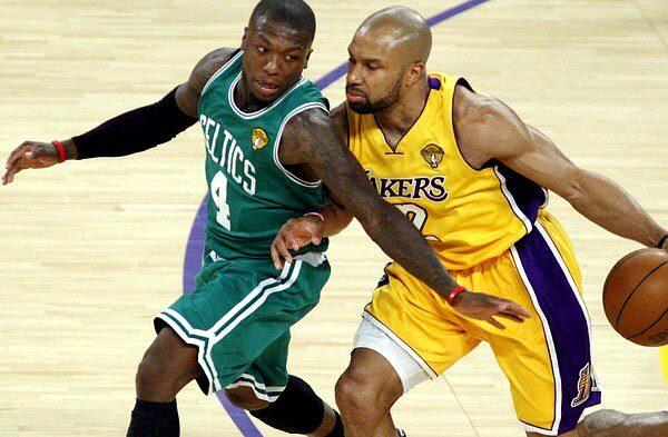 Nate Robinson, Derek Fisher