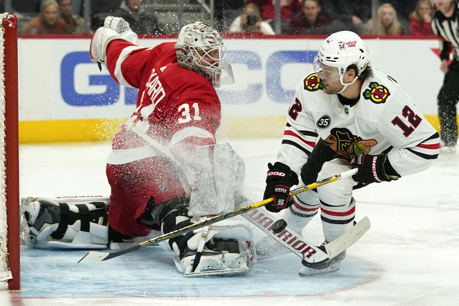 Strome has hat trick as Blackhawks outlast Red Wings 8-5 - ABC7 Chicago