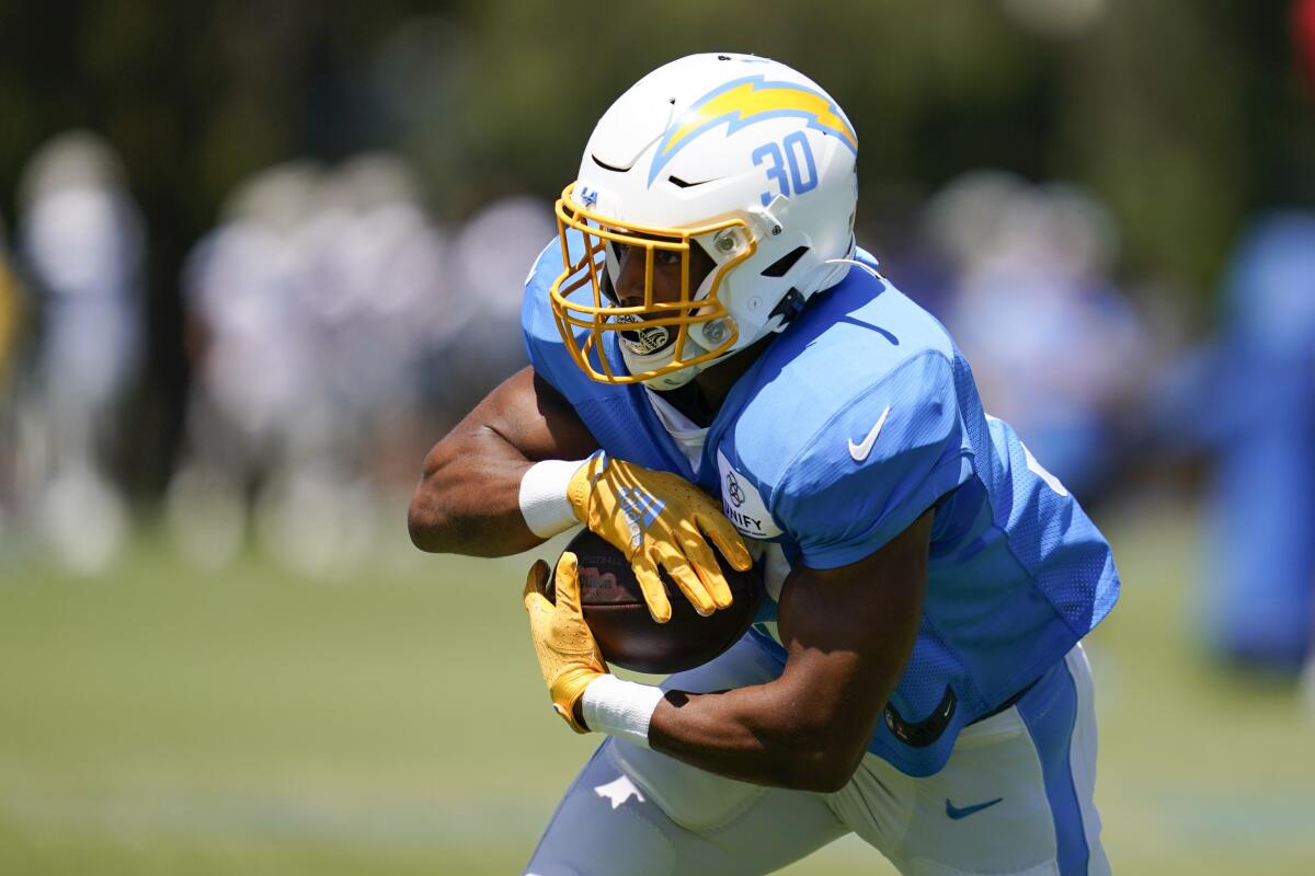 Los Angeles Chargers running back Austin Ekeler (30)