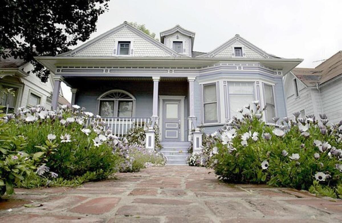 Lincoln Heights boasts century-old homes, some of which have been restored and maintained.