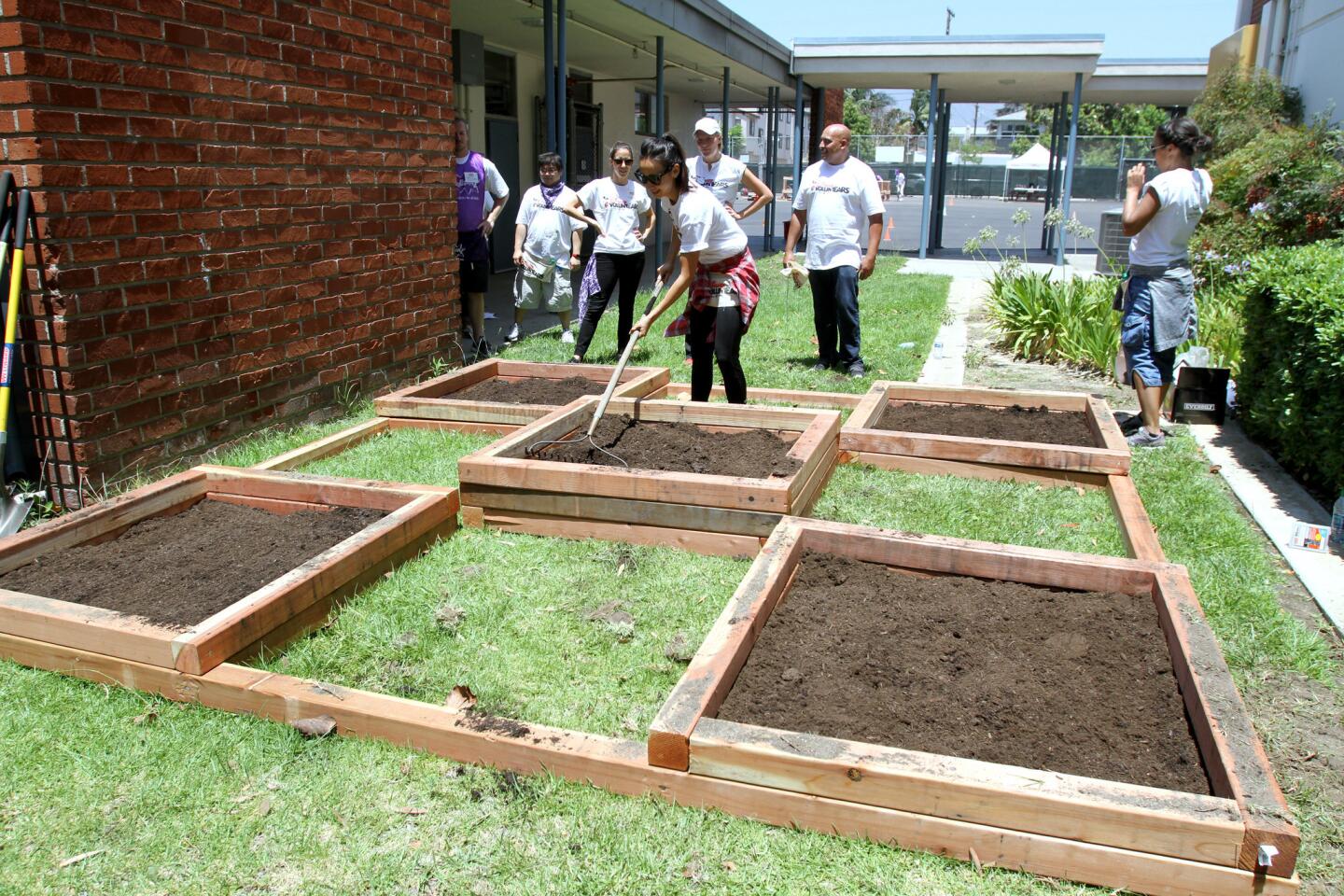 Photo Gallery: Kaboom, Disney and Glendale Educational Foundation team up to improve Mann Elementary School