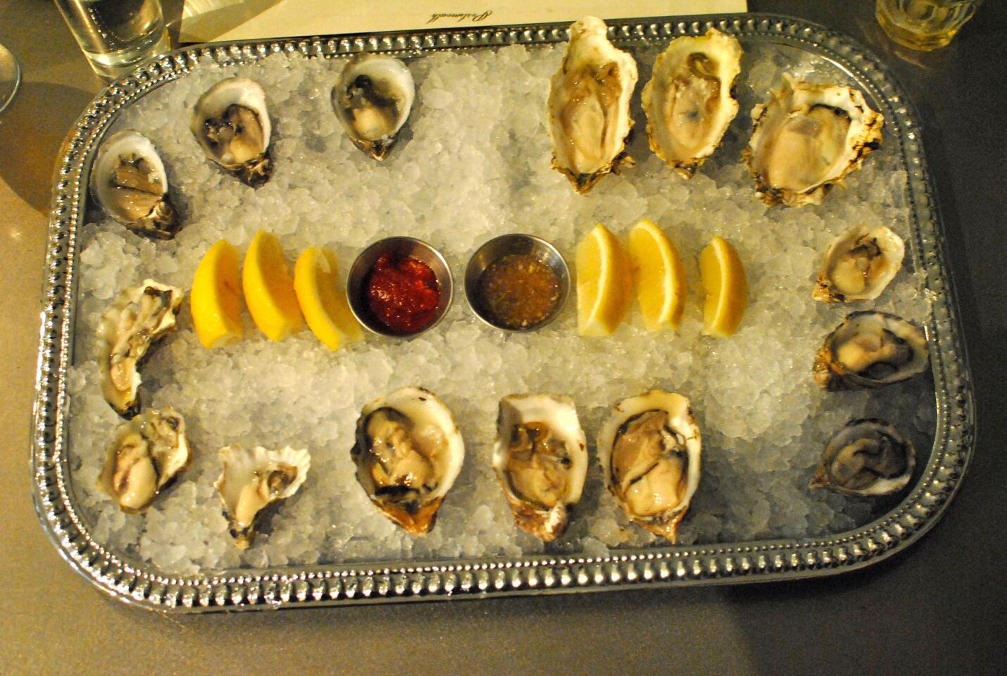A tray of the day's oysters.
