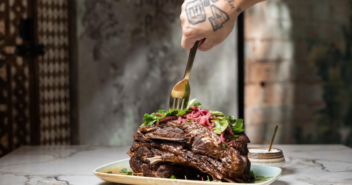 Review: The restaurant inside L.A.'s best new food hall is a triumph. It could be a revelation