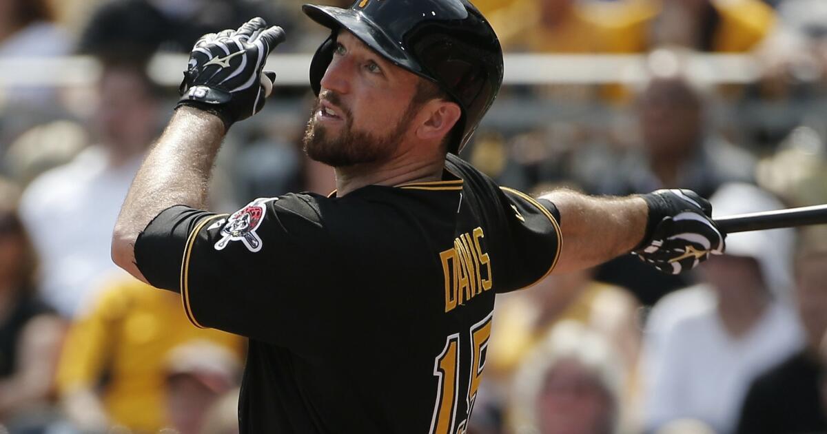 The case for the Oakland A's releasing Ike Davis in August