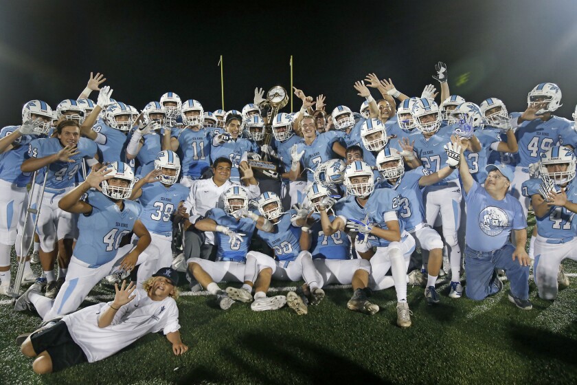 Corona del Mar makes it five straight football wins against rival