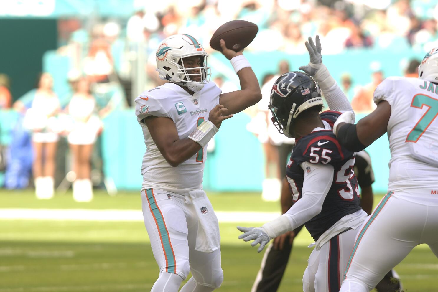 Houston Texans running back Dameon Pierce rumbled for 30 yards on just five  rushing attempts, and was the driving force behind the first touchdown  drive of the game.