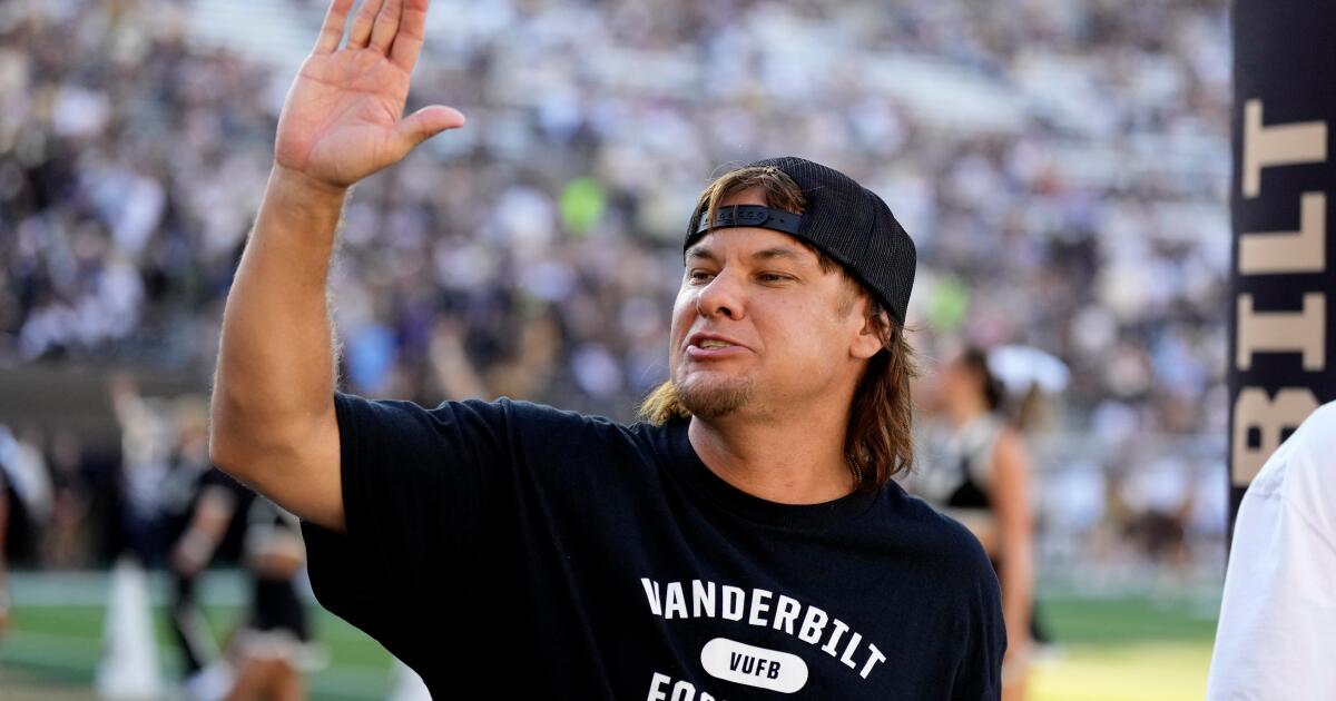 Theo Von wins: DHS takes down video that used clip of comedian Theo Von wins: DHS takes down video that used clip of comedian