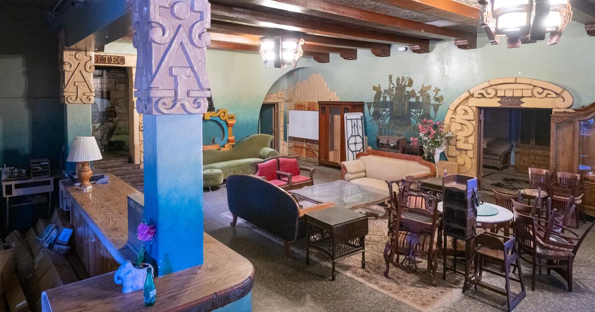 Le célèbre hôtel Aztec, situé le long de la route 66, serait maudit. Mais mon voyage n’a trouvé ni âme ni esprit