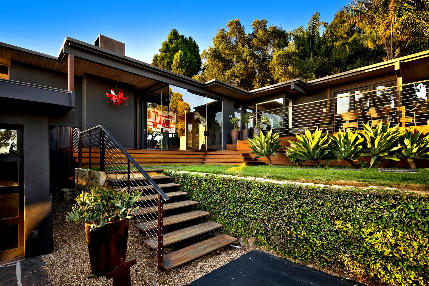 Home Of The Week A Midcentury Spread In Santa Barbara Los Angeles Times Home Of The Week A Midcentury Spread In Santa Barbara Los Angeles Times
