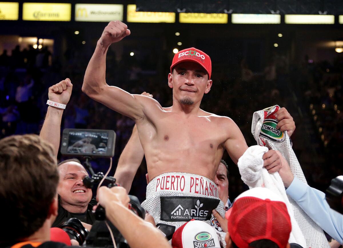 Juan Francisco Estrada.