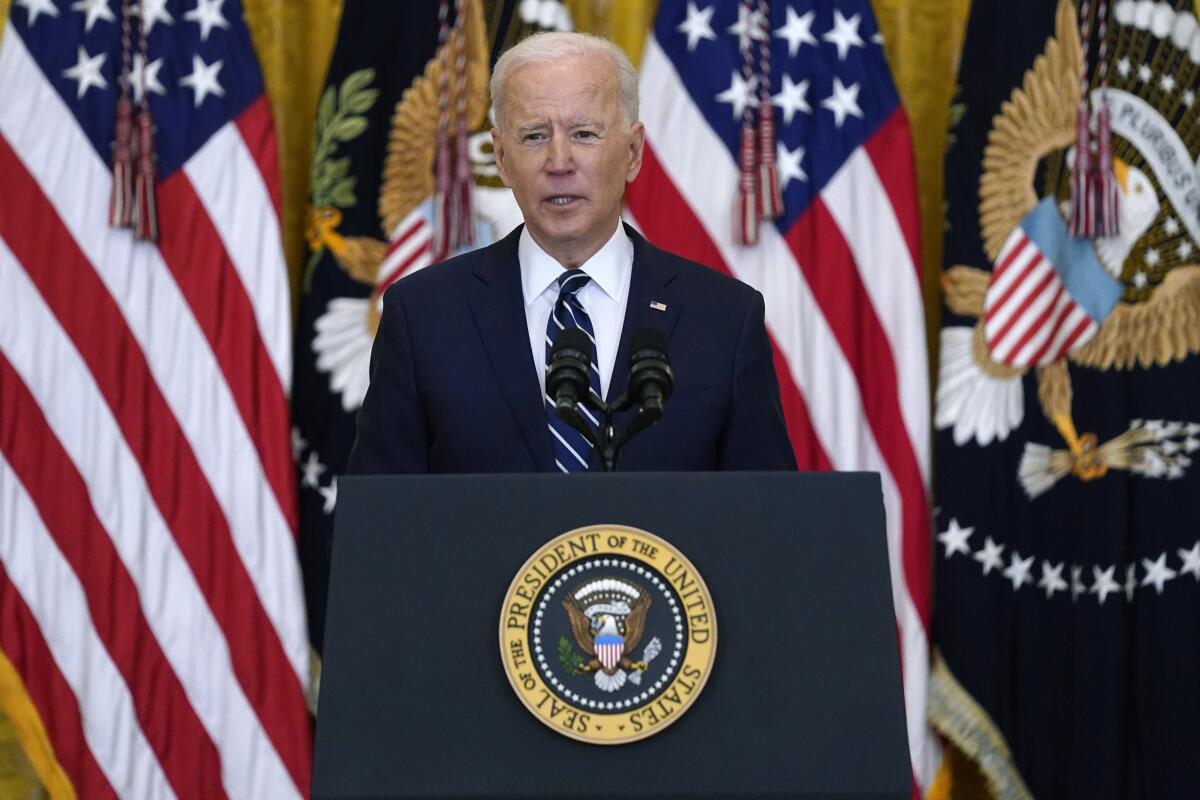 El presidente Joe Biden habla en conferencia de prensa en la Casa Blanca, Washington