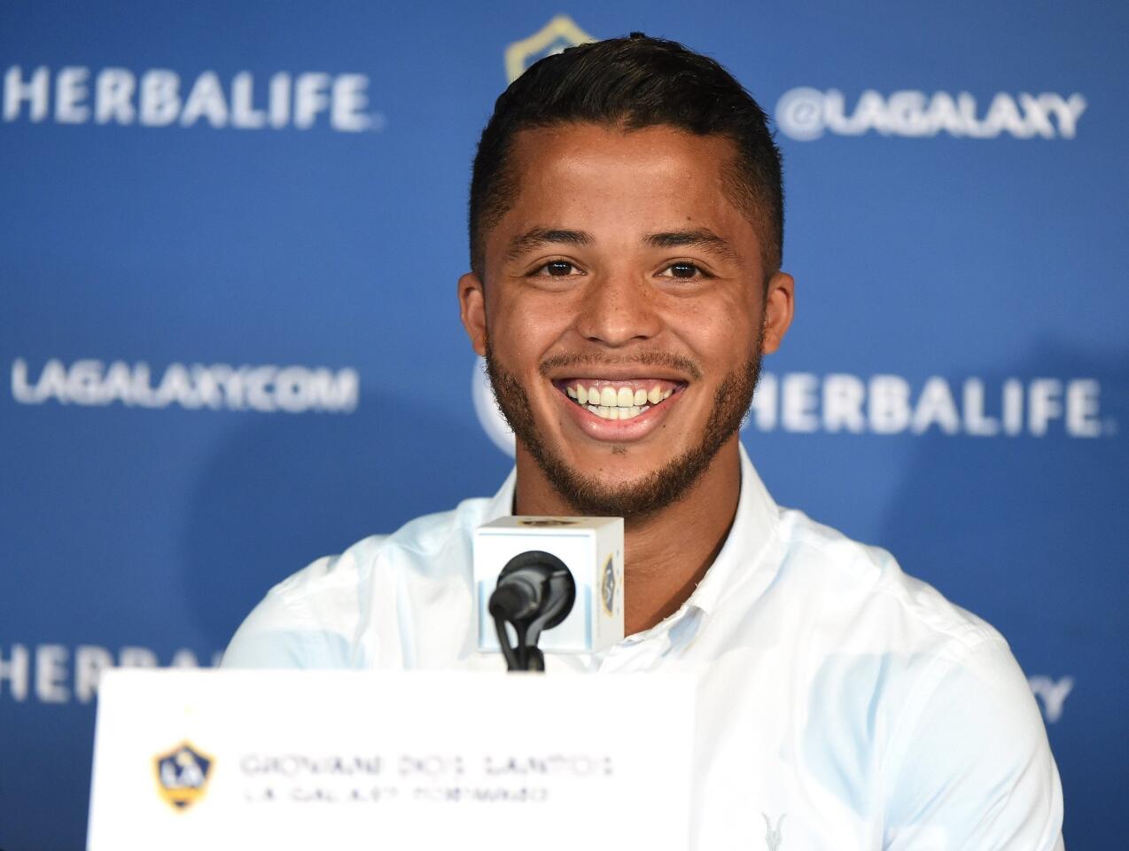 Los Angeles Galaxy Introduce Giovani Dos Santos