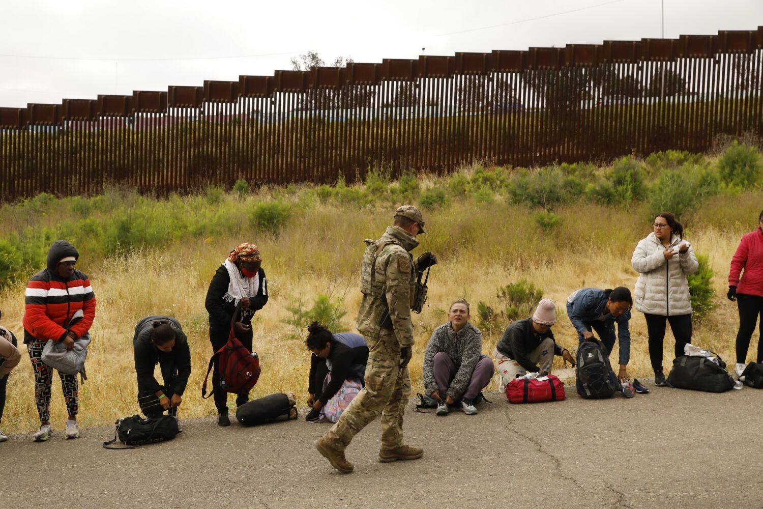 ACLU, sınırda sığınmayı sınırlayan Biden politikasını engellemek için dava açtı