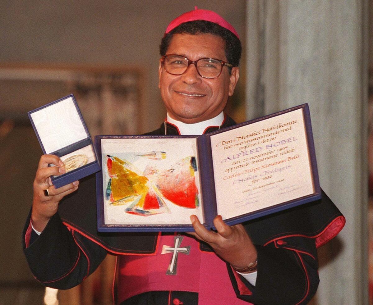 El obispo de Timor Oriental Carlos Filipe Ximenes Belo. ganador de un Nobel de la Paz
