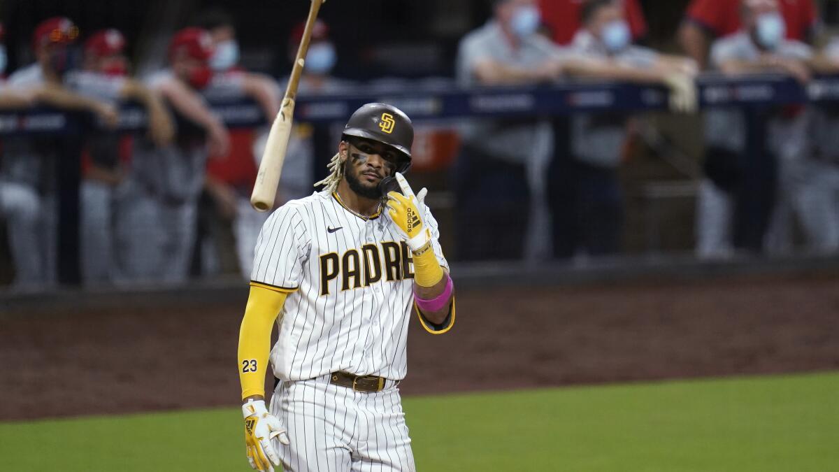 The San Diego Padres put on a bat-flip clinic on Thursday night, This is  the Loop