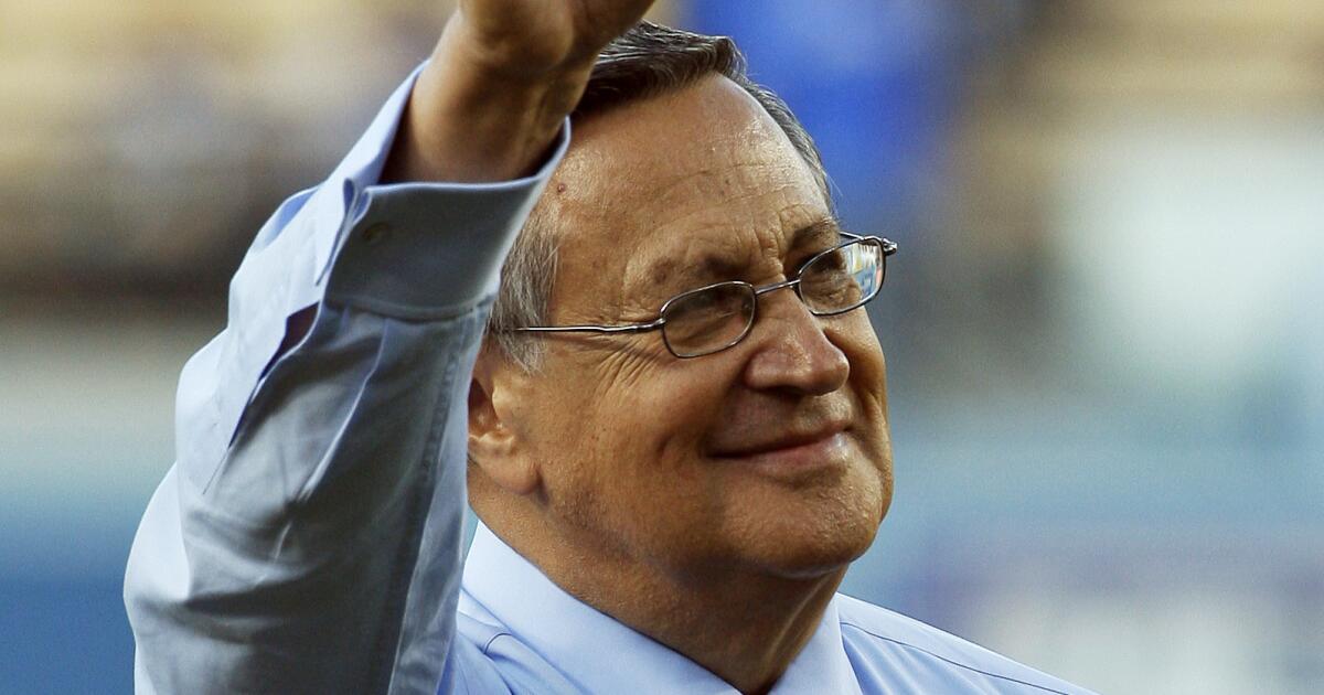 Retired, legendary Dodgers Spanish broadcaster Jaime Jarrin staying busy  with family and foundation after putting away the mic - ABC7 Los Angeles
