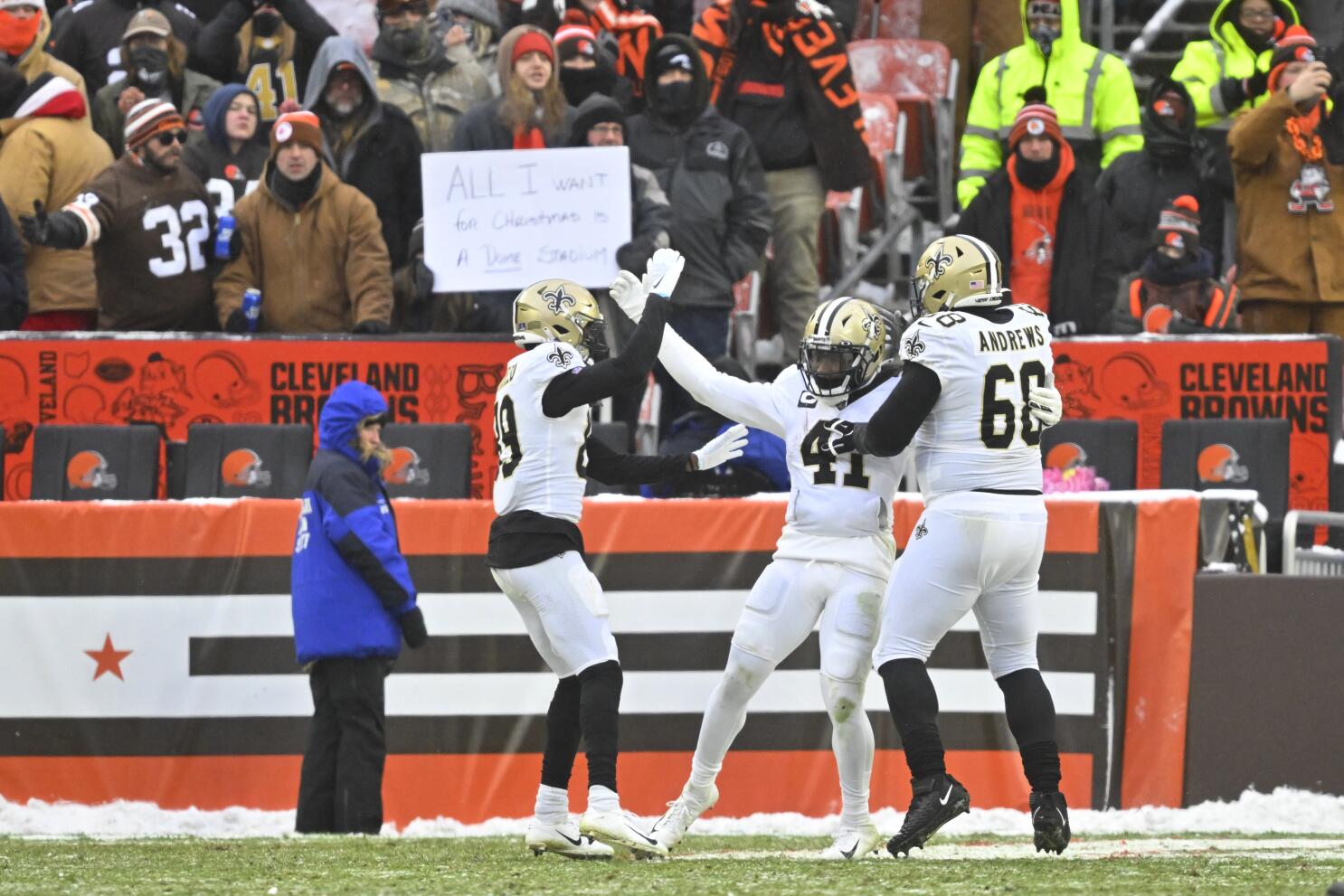 PHOTOS: New Orleans Saints at Cleveland Browns - NFL Week 16