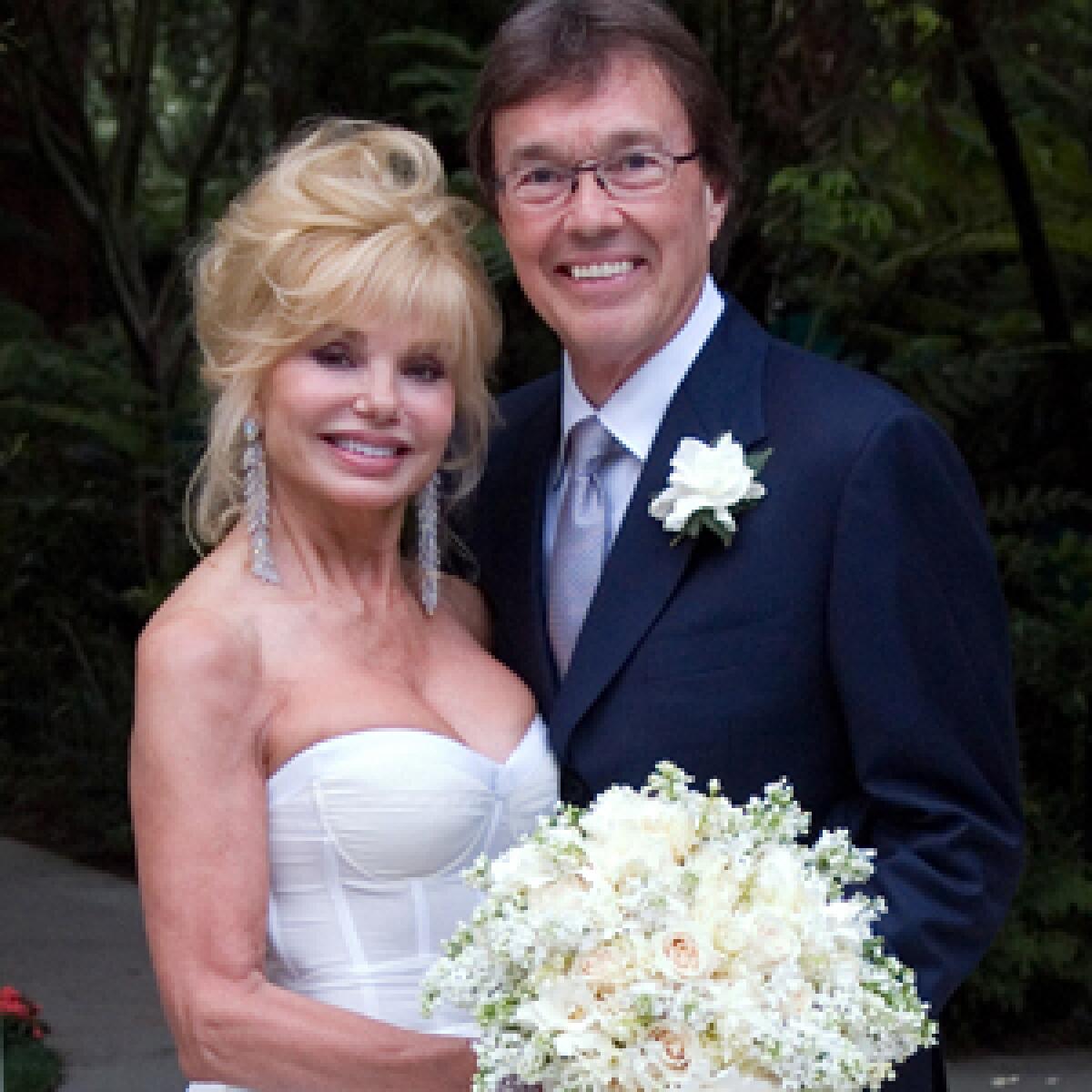 Loni Anderson has married Bob Flick.