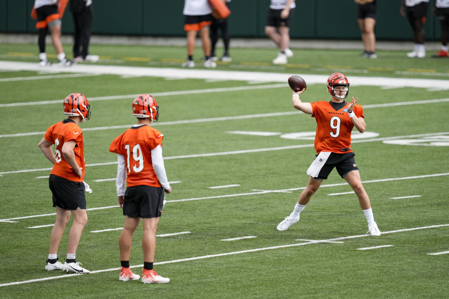 Joe Burrow's status unclear as Rams and Bengals meet for first