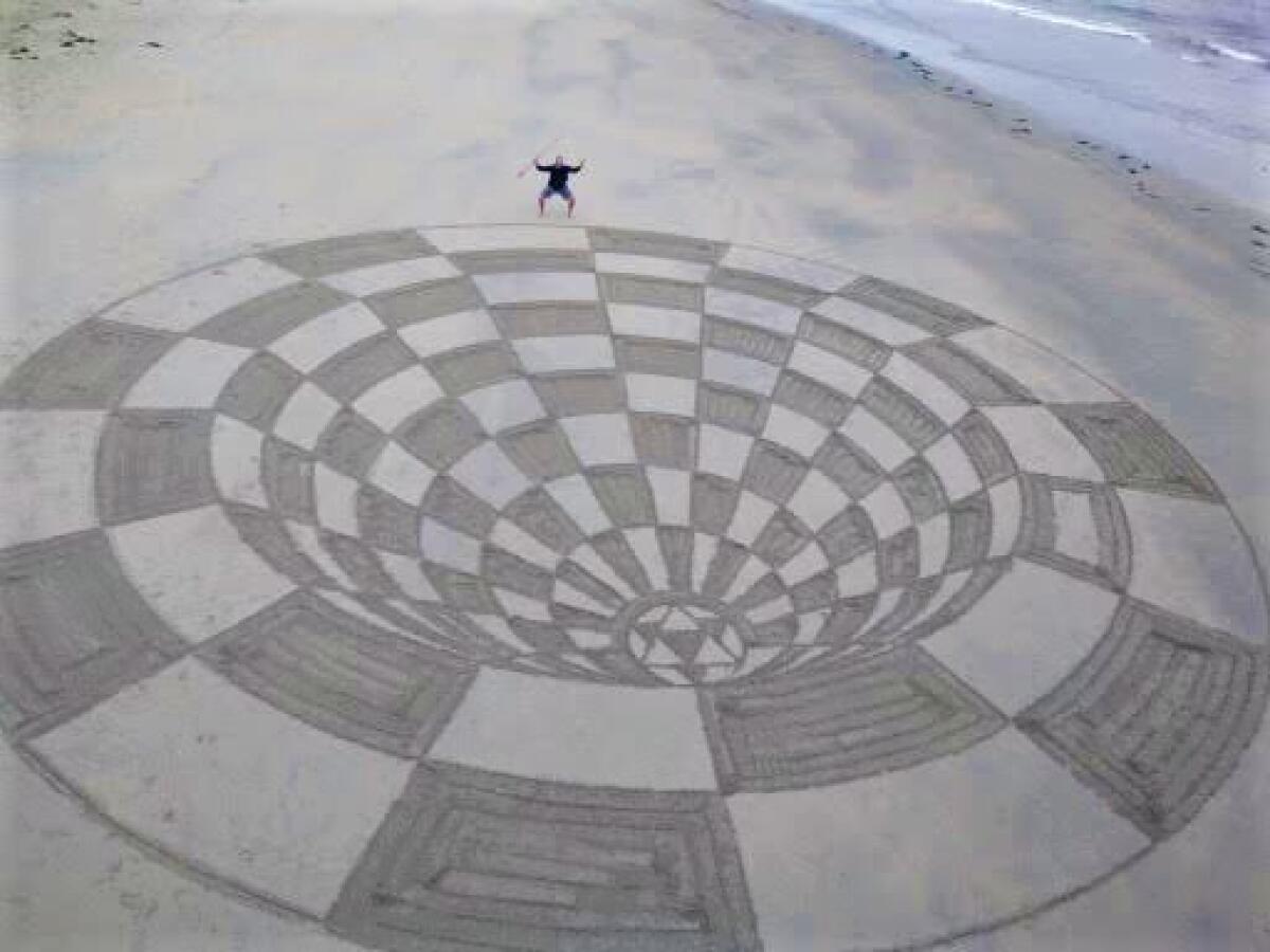 Low Tide Aliens create a figure inspired by Merkaba, a school of early Jewish mysticism.