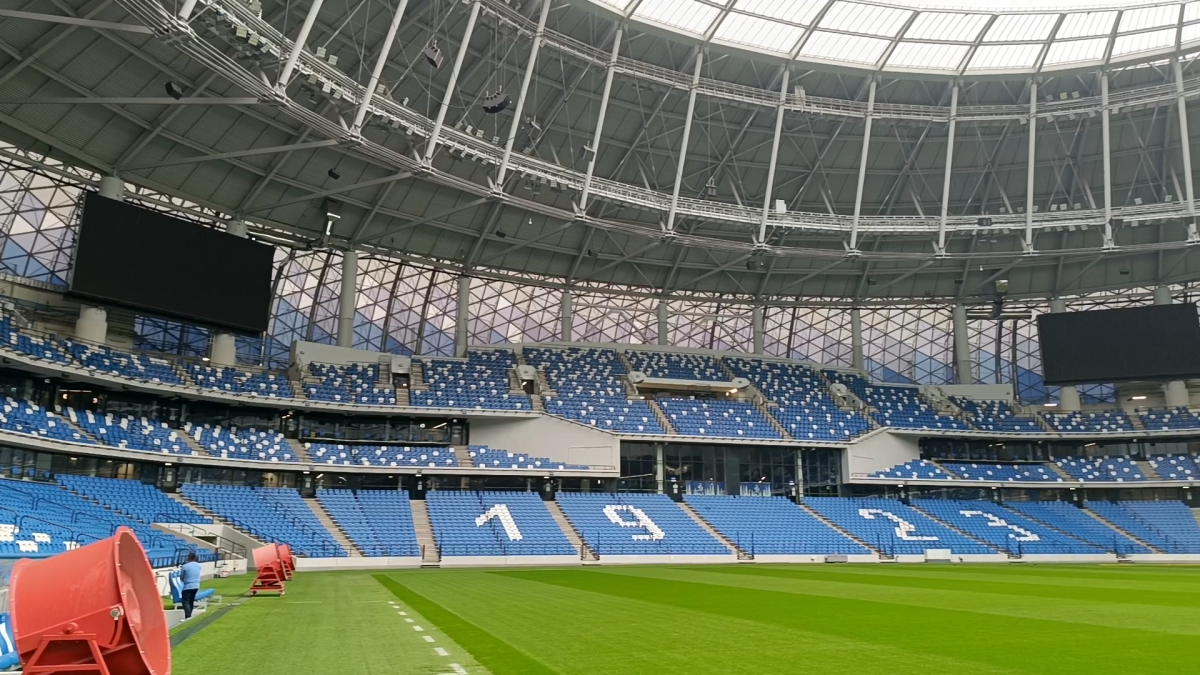 El estadio del Dinamo tiene capacidad para más de 26,000 aficionados.