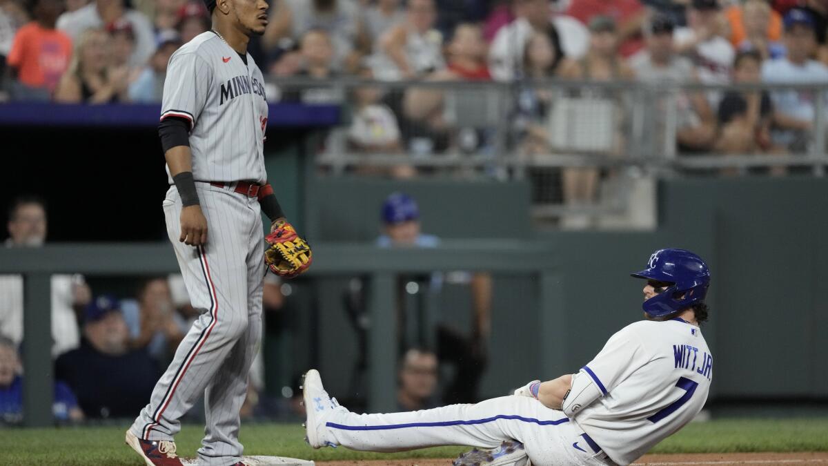 Bobby Witt Jr. leads Royals with 3 RBIs in 10-7 win over Twins - The San  Diego Union-Tribune