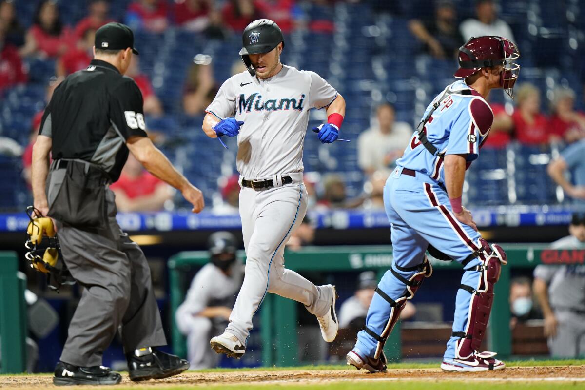 Miami Marlins: Garrett Cooper injured on hit by pitch