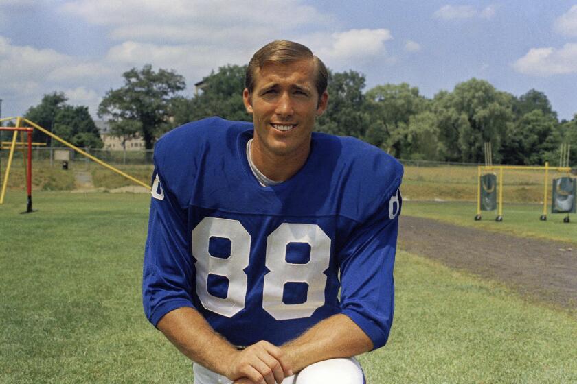 New York Giants football player Aaron Thomas posed in 1968. Aaron Thomas, one of the most prolific receiving tight ends in the history of the New York Giants, died last week at his home in Corvallis, Oregon, following a lengthy illness. He was 86. The Giants announced Thomas' death Friday, May 3, 2024. (AP Photo/File)