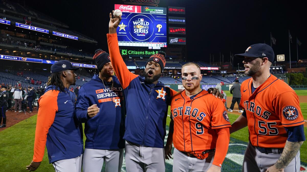 A Houston Astros Win Ends a Wildly Entertaining World Series - The