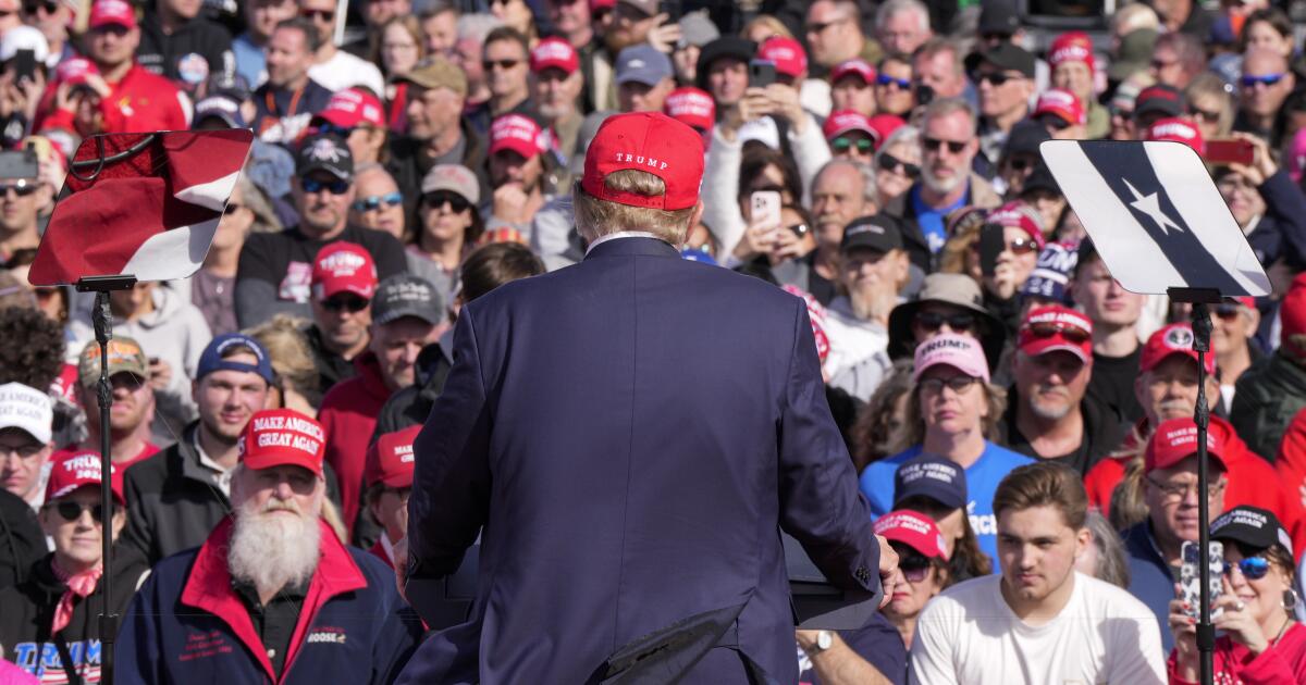Trump'ın yalanları birikiyor. Biden da gerçekleri yanlış anlıyor. Seçmenlerin umurunda mı?