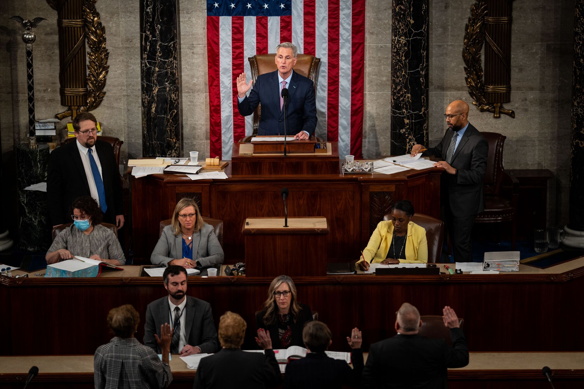 McCarthy swears in members of the House