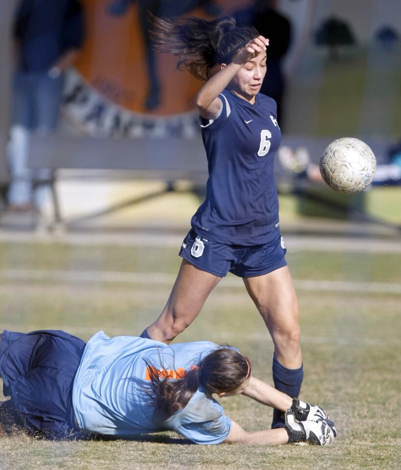 Photo Gallery: Flintridge Prep girls soccer vs. Pasadena Poly